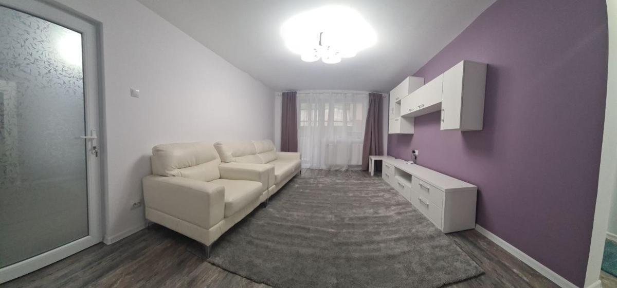 Apartament Terra Targoviste Exterior photo