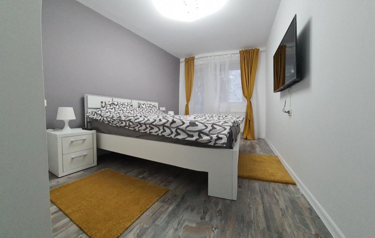 Apartament Terra Targoviste Exterior photo